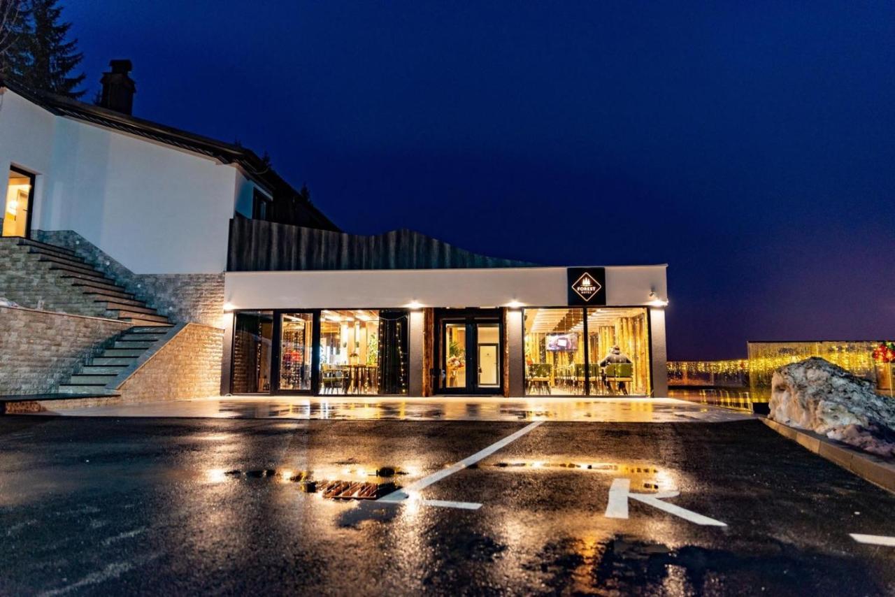 Hotel Forest Pale Exteriér fotografie